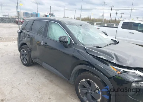 2025 Nissan Rogue Sv Fwd z USA, uszkodzony, nr VIN 5N1BT3BA8SC784545